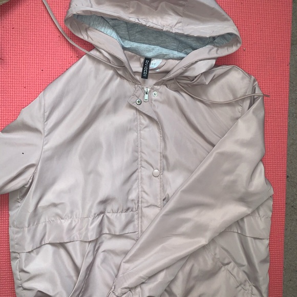 Powder Pink Hooded Jacket - Picture 2 of 4